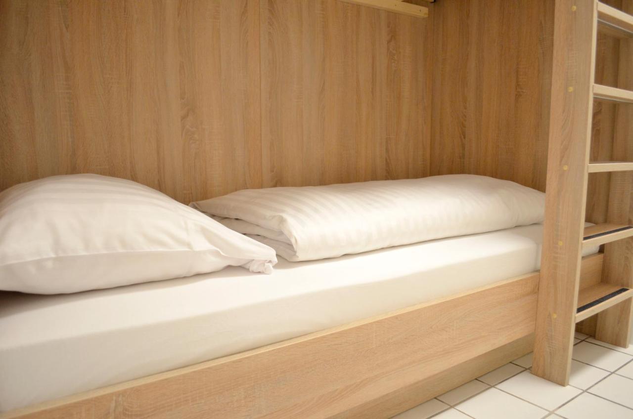 Hana Aparthotel Barsbuttel Экстерьер фото