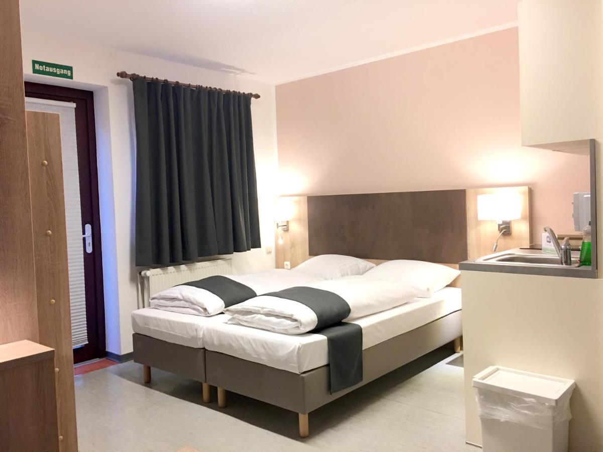 Hana Aparthotel Barsbuttel Экстерьер фото